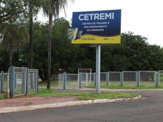 Homem &eacute; morto com tr&ecirc;s facadas ap&oacute;s ser atacado na regi&atilde;o do Cetremi 
