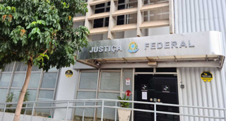 Fachada da Justiça Federal em Coxim. (Foto: Arquivo/Diário X)
