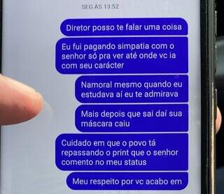 Adolescente enviou mensagens ao professor. (Foto: Jornal da Nova)