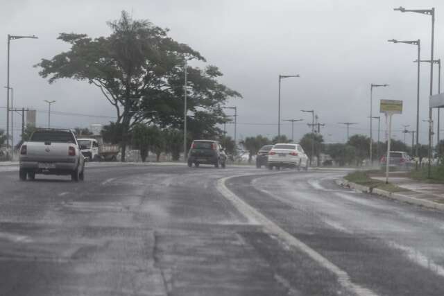 Chuvas chegam ao Estado no fim de semana e antecipam frente fria