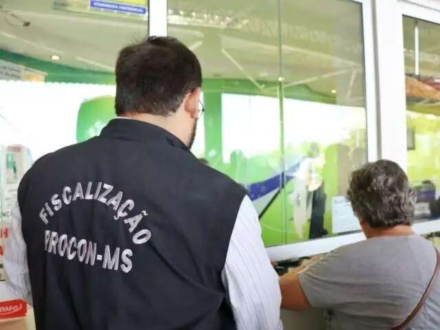 Procon autua guich&ecirc;s de passagens rodovi&aacute;rias por falta de informa&ccedil;&otilde;es a idosos