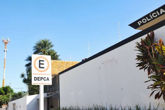 Numa semana com v&aacute;rios casos em escolas, m&atilde;e denuncia servidora por ass&eacute;dio