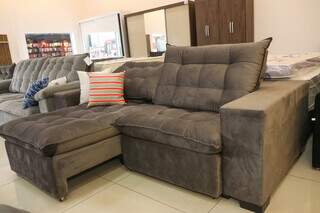 Perfeito para a sua sala, o sofá Paris Soft está na promoção. (Foto: Paulo Francis)