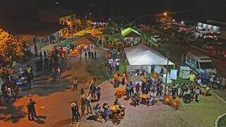Centro de Águas do Miranda foi palco da abertura do festival, com praça de alimentação e de artesanato.