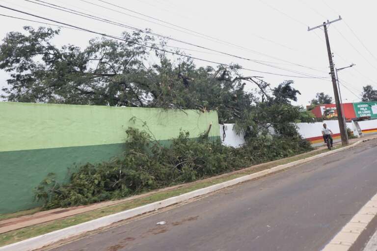 Avenida Duque de Caxias, área militar. (Foto: Paulo Francis)