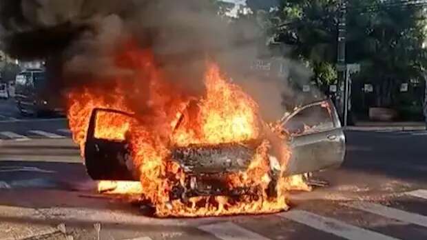 A caminho de concurso, candidato &eacute; surpreendido por inc&ecirc;ndio em carro
