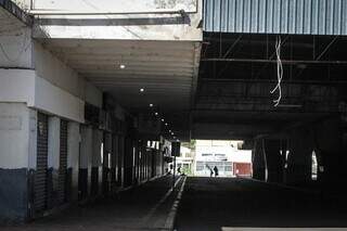 Lojas começaram a fechar a partir de desativação do terminal. (Foto: Marcos Maluf)
