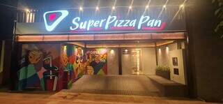 Super Pizza Pan está localizada na Rua José Antônio, 1267, Centro. (Foto: Divulgação)