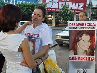 Família fez campanhar para encontrar a jovem que havia sumido no dia 21 de maio. (Foto: Arquivo)