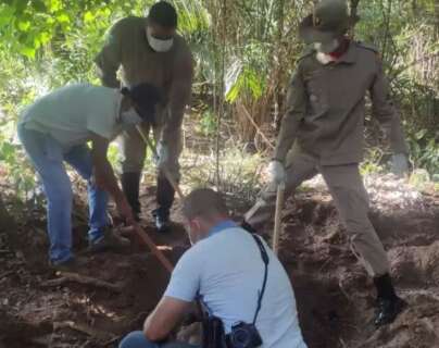 Polícia prende 2º suspeito e procura mais um que enterrou homem em cova rasa