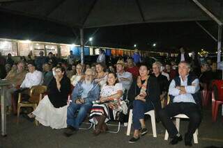 Público prestigia a abertura do 2º Encontro dos Chamamezeiros. (Foto: Paulo Francis)