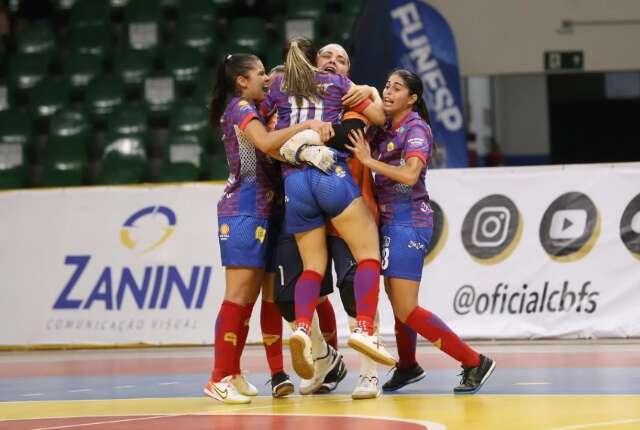 Meninas do futsal jogam final da Ta&ccedil;a Brasil hoje no Guanandiz&atilde;o