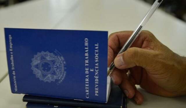 MS est&aacute; entre os 5 estados que mais contrataram em 2022