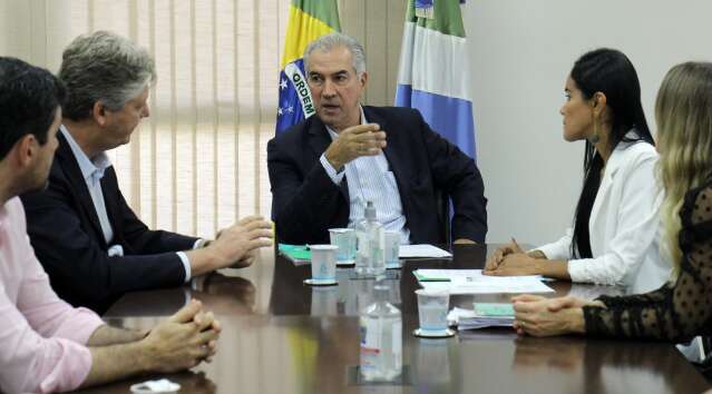 Para reduzir burocracia, governo revoga 9,2 mil decretos ultrapassados