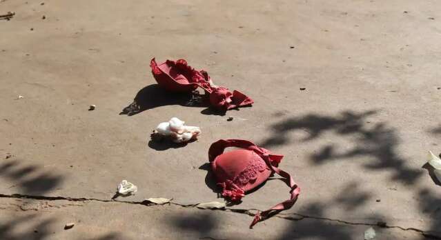 Mulher &eacute; encontrada sem roupa e toda machucada em creche abandonada
