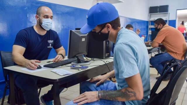 Capital abre a semana com mais de 1,5 mil vagas de trabalho
