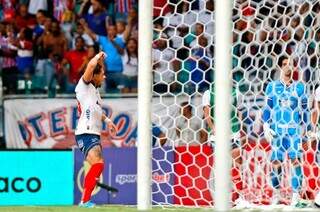 Com gol de Vitor Jacar&eacute;, Bahia vence o Sport por 1 a 0 