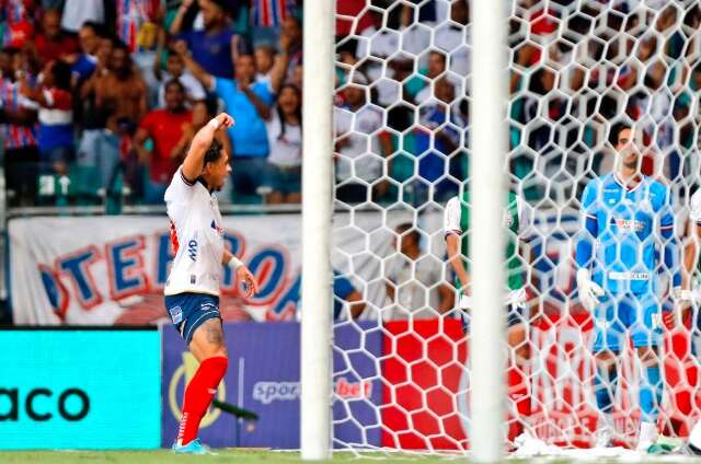 Com gol de Vitor Jacar&eacute;, Bahia vence o Sport por 1 a 0 