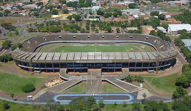 Reforma do est&aacute;dio Moren&atilde;o deve ser conclu&iacute;da at&eacute; o fim do ano