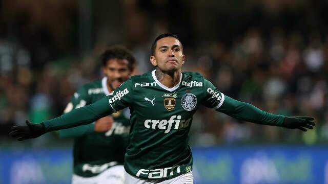 Palmeiras vence o Coritiba por 2 a 0 e reassume a lideran&ccedil;a do Brasileir&atilde;o 