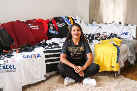 Nem fase ruim faz Andréa desistir de usar 46 camisetas do Corinthians