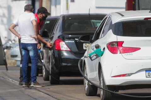 Mesmo com reajuste da Petrobras, ação terá litro da gasolina a 4,50 neste sábado