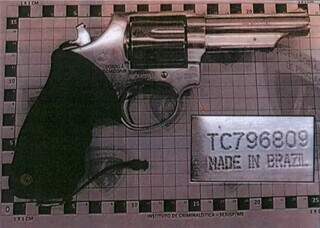 Arma que tirou a vida de Fred Brandão dos Reis, aos 38 anos (Foto: Reprodução dos autos)