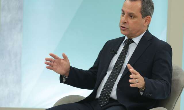 No cargo desde abril, presidente da Petrobras oficializa demiss&atilde;o