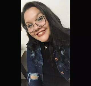 Talita Berto da Silvia, de 22 anos, está desaparecida desde ontem (20). (Foto: Direto das Ruas)