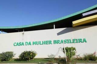 Casa da Mulher Brasileira, onde funciona a Deam, em Campo Grande. (Foto: Kísie Ainoã)