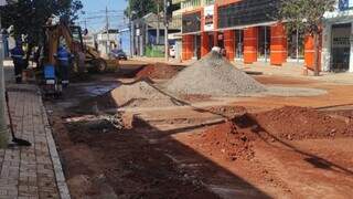 Rua bloqueada para obras na região central de Campo Grande (Foto: PMCG)