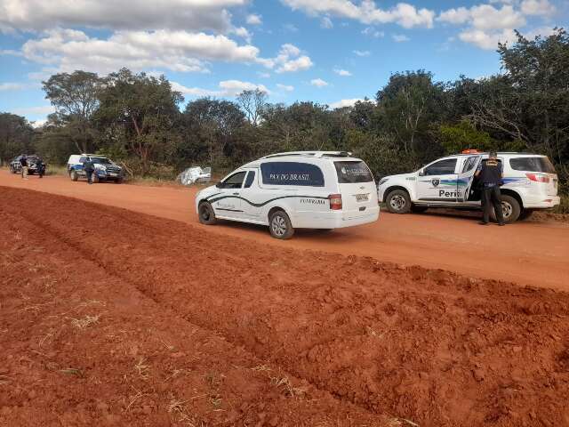 Acidente em estrada rural mata casal e beb&ecirc; de quatro meses