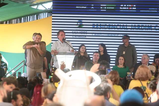 Pa&iacute;s cresce apesar da pandemia, afirma Bolsonaro