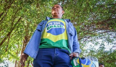 "Soldados" de Bolsonaro já estão de prontidão e esperam por foto com presidente