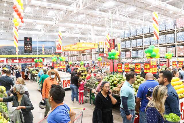 Novo Fort Atacadista inaugura na Av Três Barras ofertas