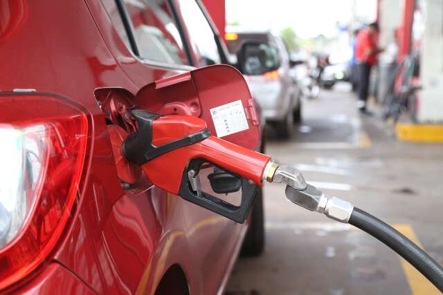 Governo congela de novo e reduz pauta fiscal do &oacute;leo diesel em MS 