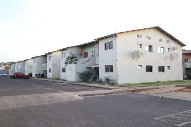 Mais de 100 moradores est&atilde;o sem energia h&aacute; 3 dias ap&oacute;s problema em disjuntor