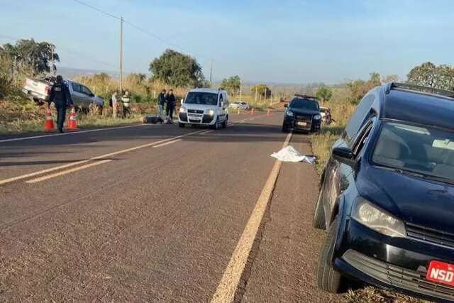 Mulher morre ao colidir moto em anta que foi atropelada durante madrugada