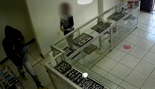 Segundo envolvido em roubo de R$ 400 mil de joalheria &eacute; preso