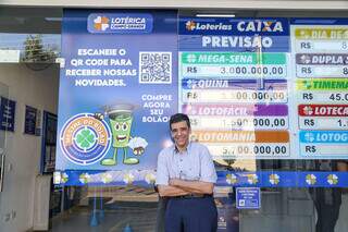 Ricardo Amado Costa, em nova lotérica comprada pelo empresário. (Foto: Kisie Ainoã)