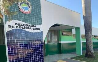 Fachada da Delegacia de Polícia Civil de Água Clara, onde caso foi registrado. (Foto: Portal Água Clara MS)