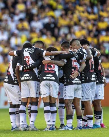 Com gol de p&ecirc;nalti, Vasco vence o Crici&uacute;ma por 1 a 0