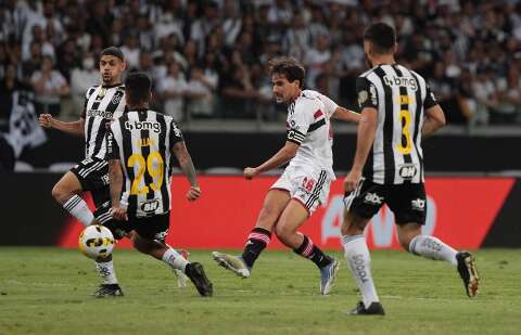 São Paulo e Atlético-MG não saem do 0 a 0 no Mineirão 