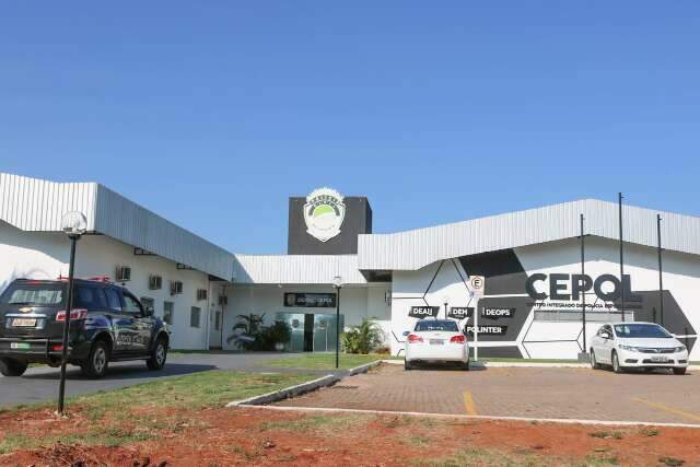 Motociclista atropela pedestre e bate em carro parado no S&atilde;o Conrado