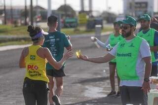 Imagens da 1º Maratona de Campo Grande. (Foto: Marcos Maluf)