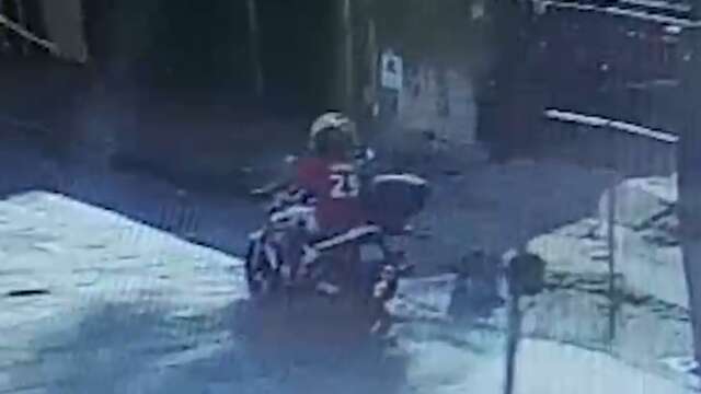 C&acirc;meras de seguran&ccedil;a flagram furto de moto na Vila Eliane 