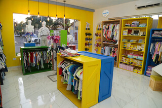 A multimarcas de roupas infantis agora fica no Bairro Jardim São Lourenço. (Foto: Kísie Ainoã)