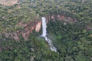 Cachoeira Água Branca, em Mato Grosso do Sul. (Foto: Divulgação/Ecoa)
