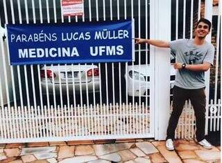 Lucas cursa o 5º semetres de Medicina na UFMS. (Foto/Reprodução)