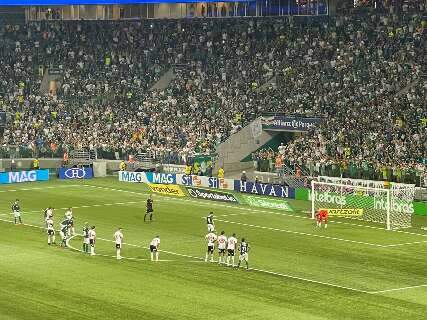 São Paulo vence Palmeiras nos pênaltis e vai às quartas de final 